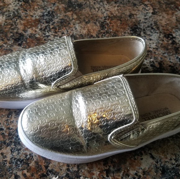 Girls Michael Kors Slip Ons - Picture 3 of 3